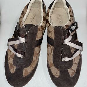 Coach 💥 Woman’s size 10 slip on casual shoe